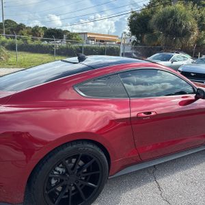 صورة 9 لـ 2021 FORD MUSTANG GT