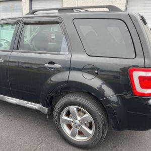 FORD ESCAPE XLT - 6