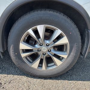 2015 Nissan MURANO S 缩略图 18
