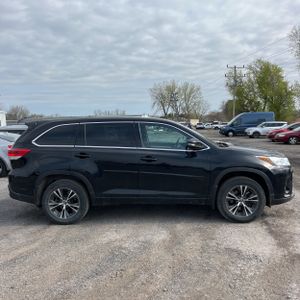 TOYOTA HIGHLANDER - 10