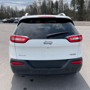 JEEP CHEROKEE LATITUDE - 7