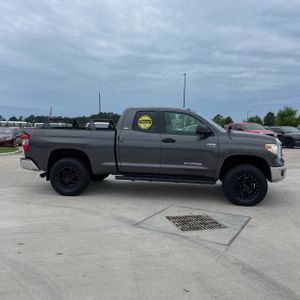 TOYOTA TUNDRA - 10