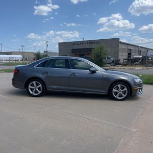 صورة 10 لـ 2019 AUDI A4 PREMIUM