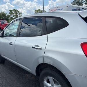 2010 Nissan ROGUE S — фото 6