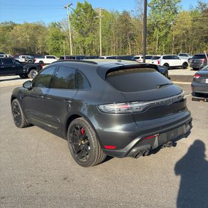 PORSCHE MACAN GTS - 5