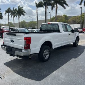 FORD F-250 SUPER DUTY XL - 8