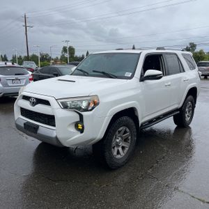 TOYOTA 4RUNNER - 1