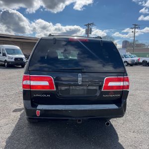 LINCOLN NAVIGATOR BASE - 7