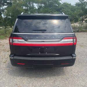 صورة 7 لـ 2021 Lincoln NAVIGATOR RESERVE