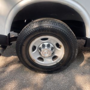 2015 Chevrolet EXPRESS 2500 — миниатюра 19