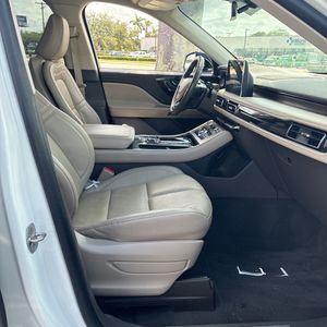 2023 Lincoln AVIATOR RESERVE — миниатюра 28