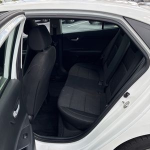 صورة مصغرة 33 لـ 2020 KIA RIO LX