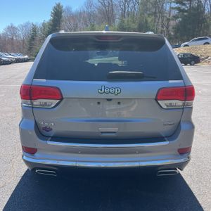 JEEP GRAND CHEROKEE SUMMIT - 4