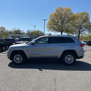 JEEP GRAND CHEROKEE LAREDO E - 3