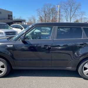 KIA SOUL BASE - 4