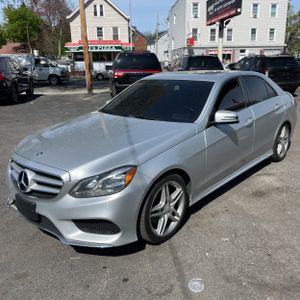 MERCEDES-BENZ E-CLASS - 1