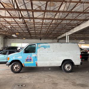 FORD E-350 SUPER DUTY RECREATIONAL - 3