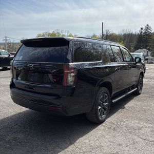 CHEVROLET SUBURBAN Z71 - 8