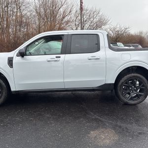 FORD MAVERICK LARIAT - 4