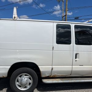 FORD E-SERIES E-250 - 9