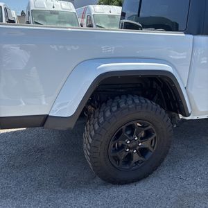 صورة مصغرة 61 لـ 2022 JEEP GLADIATOR WILLYS
