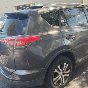 2016 Toyota RAV4 LE — фото 60