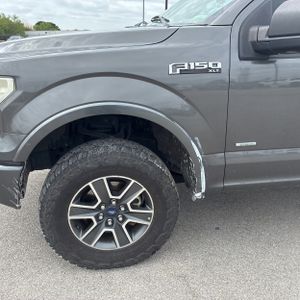 FORD F-150 XLT - 2