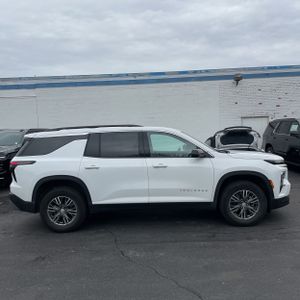 CHEVROLET TRAVERSE - 10