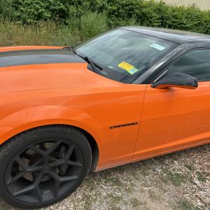 2011 Chevrolet CAMARO SS photo 2