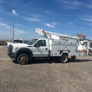 FORD F-550 CHASSIS XL - 3