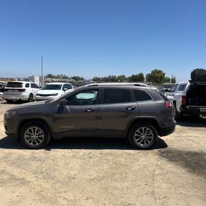 2021 JEEP CHEROKEE LATITUDE PLUS 照片 3