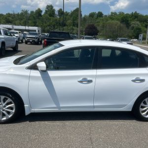 NISSAN SENTRA SV - 4