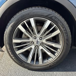 صورة 17 لـ 2017 FORD EXPLORER PLATINUM