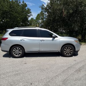 2015 Nissan PATHFINDER SL 照片 10