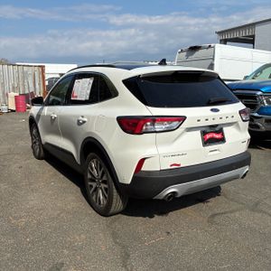 Ford Escape Titanium - 4