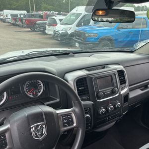 2024 RAM 1500 CLASSIC SLT — миниатюра 36