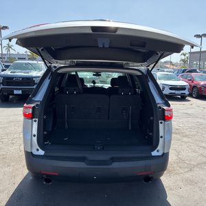 2021 Chevrolet TRAVERSE LS — миниатюра 42