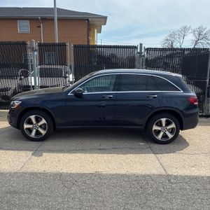 MERCEDES-BENZ GLC - 3