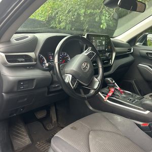 2022 Toyota HIGHLANDER LE 缩略图 37