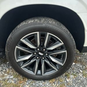 صورة 18 لـ 2022 Cadillac ESCALADE ESV SPORT