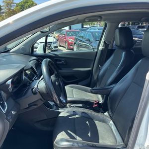 2018 Chevrolet TRAX LT — фото 32