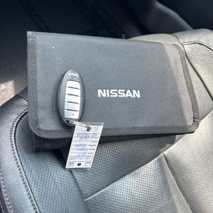 2017 Nissan ROGUE SL — миниатюра 54
