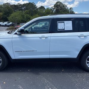 JEEP GRAND CHEROKEE L LIMITED - 4