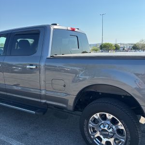 FORD F-250 SUPER DUTY LARIAT - 6