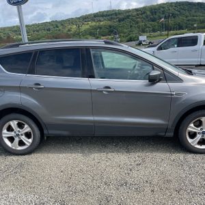 صورة مصغرة 11 لـ 2014 FORD ESCAPE SE