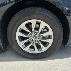 2025 Toyota SIENNA XLE 8-PASSENGER 照片 20