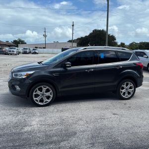2019 FORD ESCAPE TITANIUM photo 3