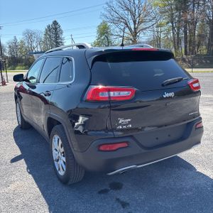 JEEP CHEROKEE LIMITED - 5