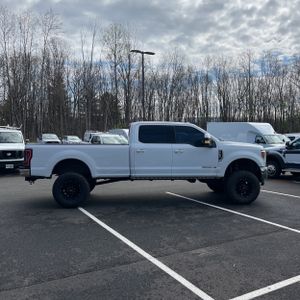 FORD F-250 SUPER DUTY LARIAT - 10