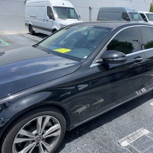 2020 Mercedes-BENZ C-CLASS 照片 2